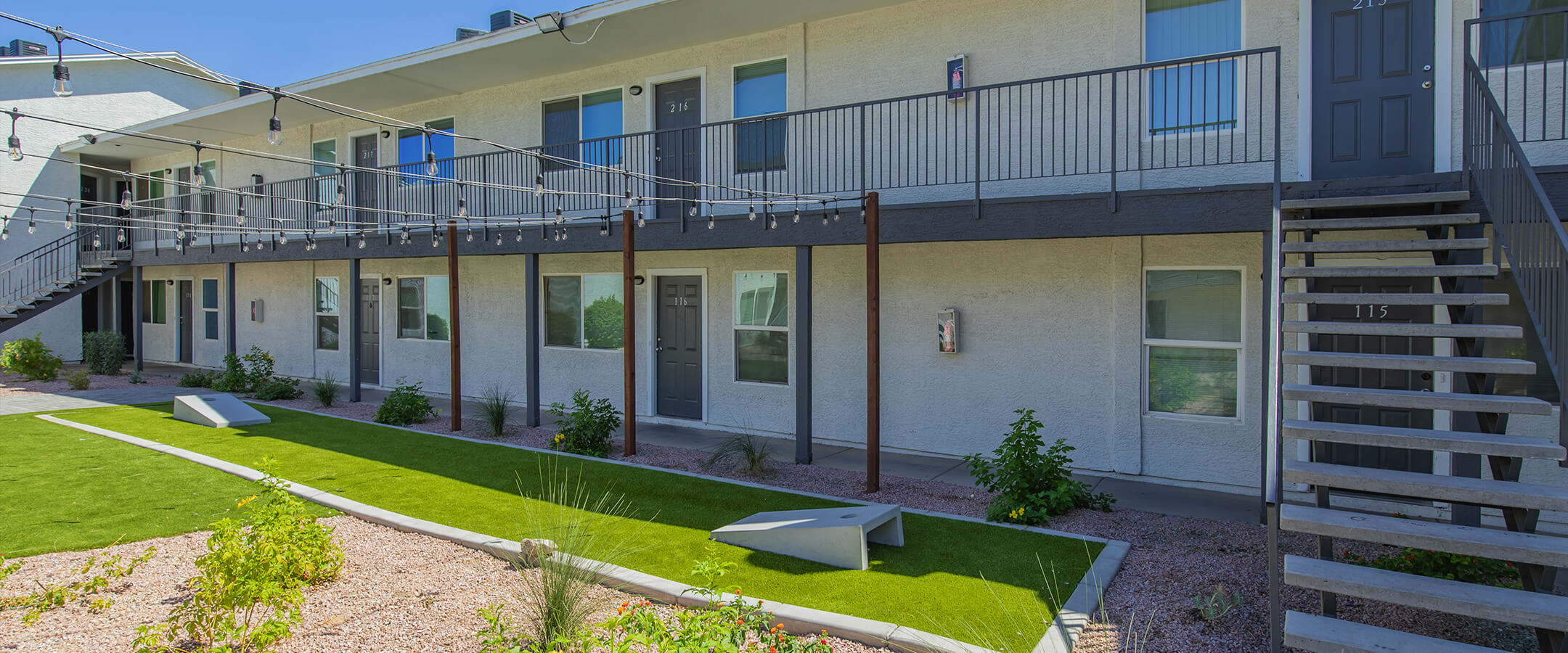 Two Five Greenway Apartments Apartments in Phoenix, AZ